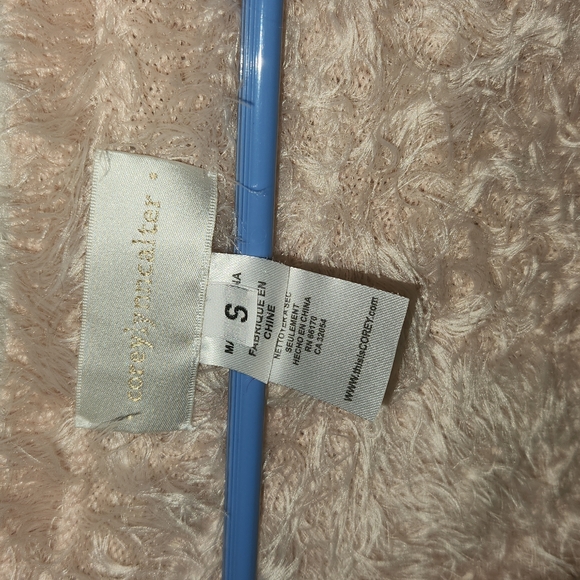 Corey Lynn Calter Fuzzy Sweater Ligth Pink 100% Nylon - Picture 6 of 7